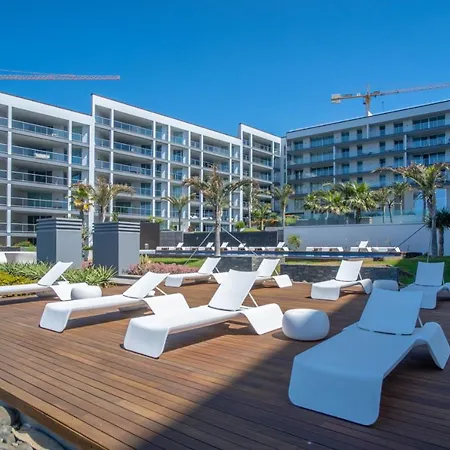 Madeira Palace Charles