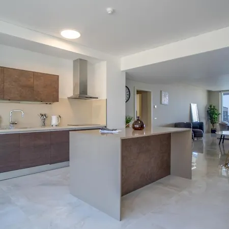 Madeira Palace Charles Apartament *