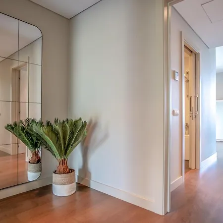 Madeira Palace Charles