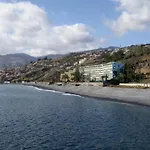 Madeira Palace Charles פונשל