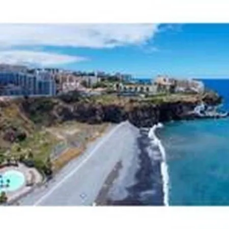 Madeira Palace Charles