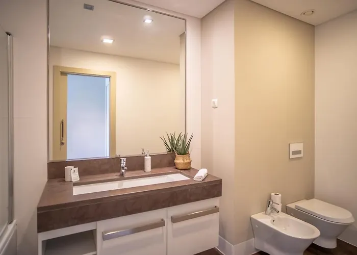 Madeira Palace Charles