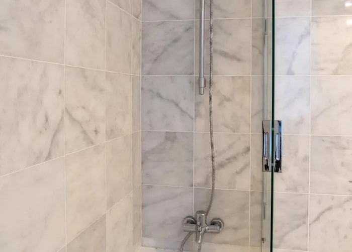 Madeira Palace Charles