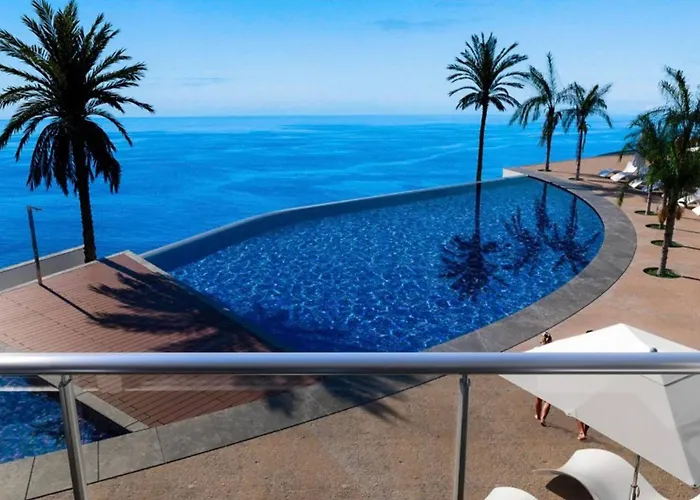 Madeira Palace Charles