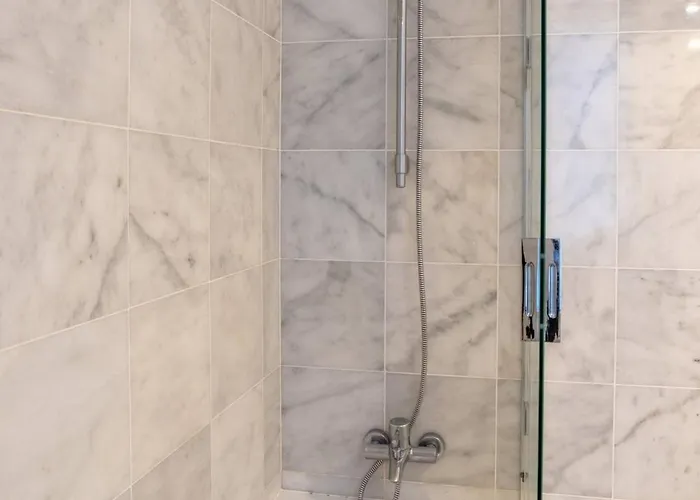 Madeira Palace Charles