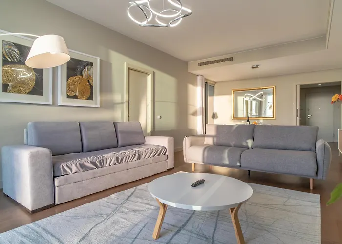 Madeira Palace Charles *