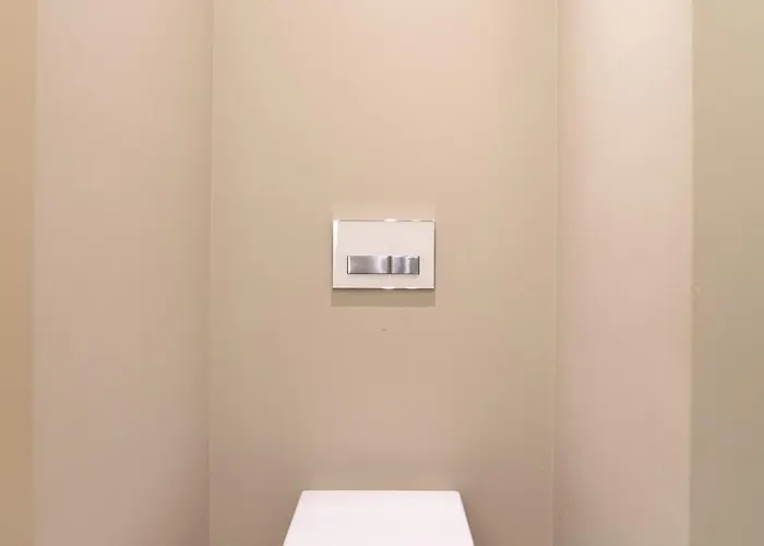 Madeira Palace Charles